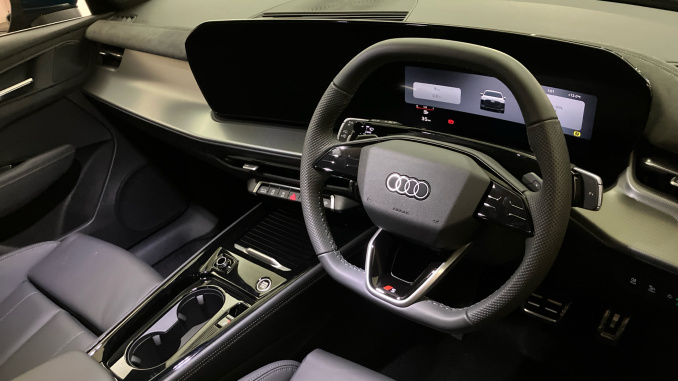 Audi Q3 1.5 TFSI S Line 5dr S Tronic Petrol Estate - Image 6